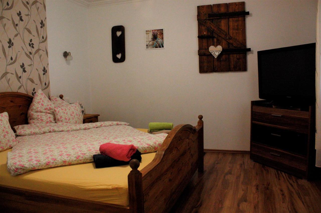 Ani Vendeghaz Egerszalok Appartement Buitenkant foto